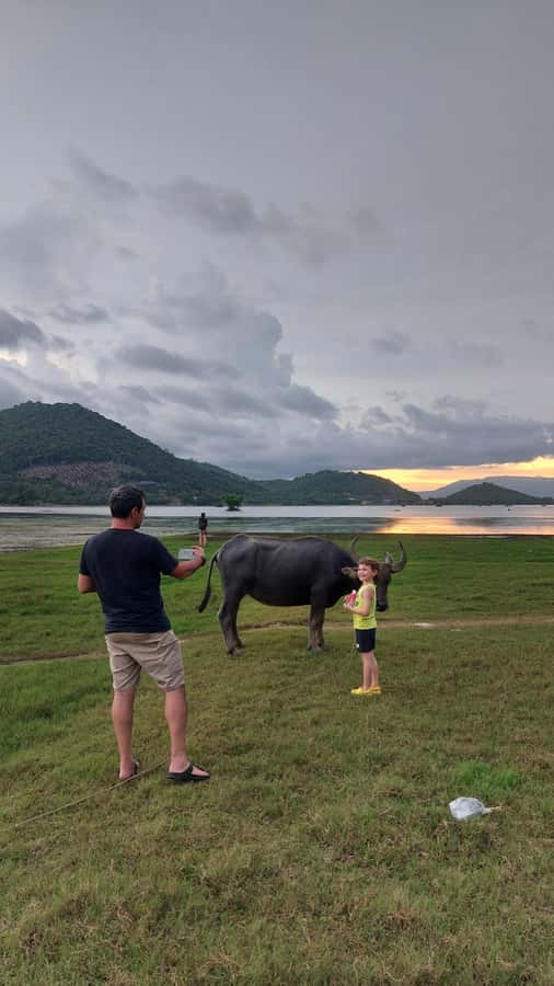 Kampot's Countryside & Kayak Tour, Pepper Farm include Lunch - Climbing into the cave and finding a temple inside
