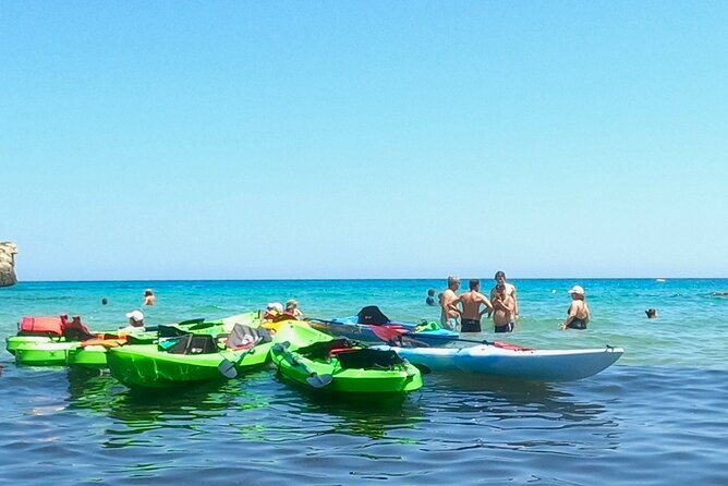 Kayak and canoe tour to Roca Vecchia and La Grotta della Poesia - Roca Vecchia’s archaeological area
