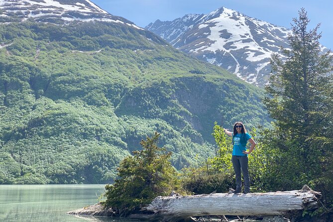 Kayak and Hike to Deep Blue, Glacially Carved Grant Lake, Alaska - What makes the small group valuable