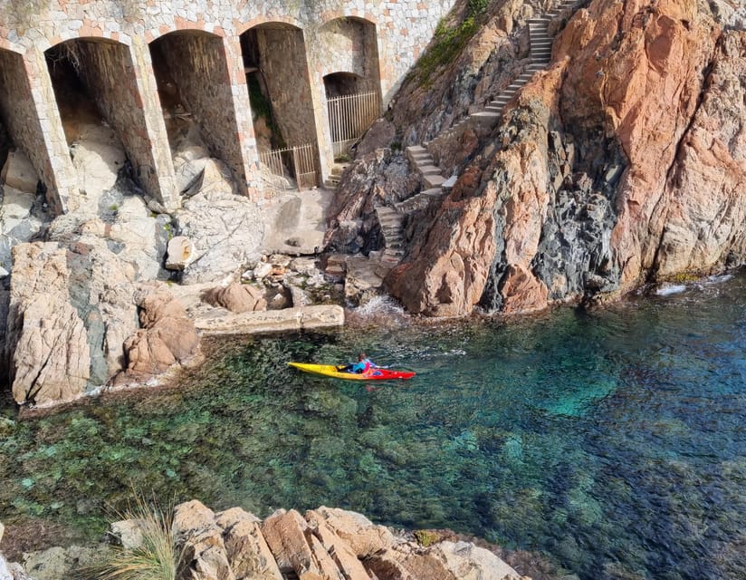 Kayak and snorkel Tour Platja d'Aro - A 30-minute snorkeling stop in a secret cove