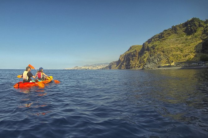 Kayak and Snorkeling Tour in Underwater Nature Reserve Garajau - Paddling along the Garajau coast
