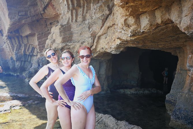 Kayak Dénia "Cova Tallada" + Snorkeling + Speleology - Getting started at the Dénia meeting point