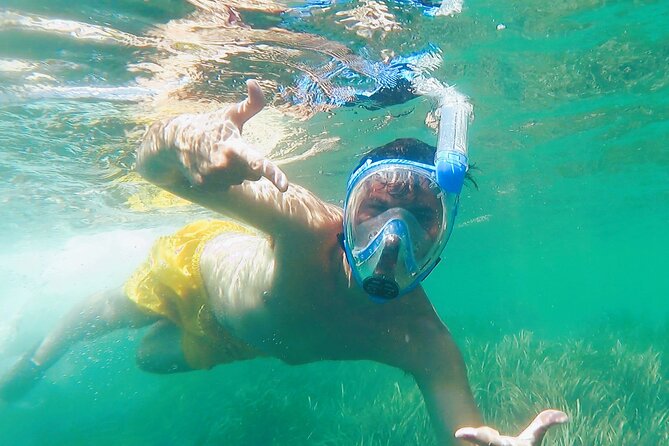 Kayak excursion to Cova dels Coloms from Platja Mascarat - Why this kayak trip feels different from a standard beach outing