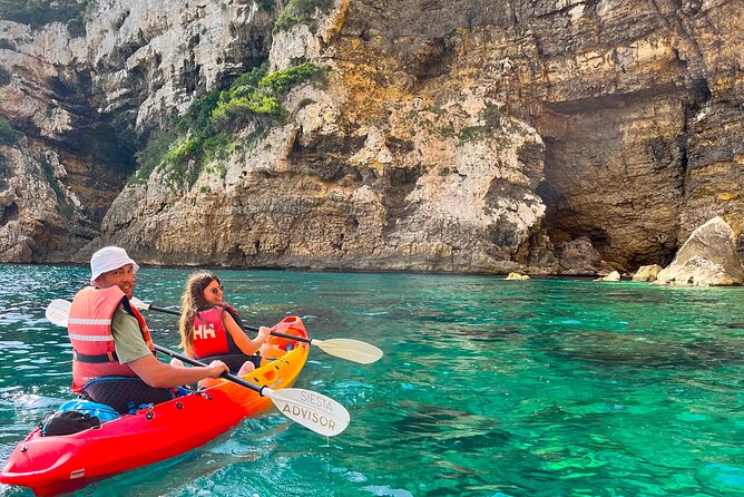 Kayak Paradise: Cala Portixol Snorkel, Cave & Cliff Jumping Tour - Starting at Carrer de la Barraca, 89