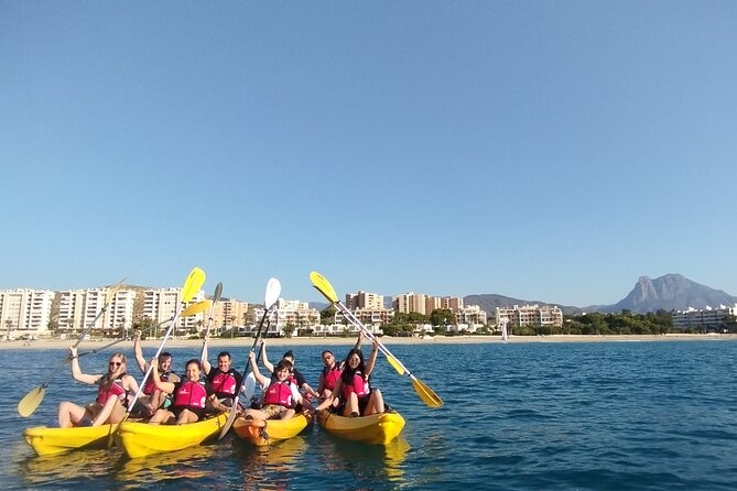 Kayak routes through the Coves of Villajoyosa - Getting fitted with the right kayak gear