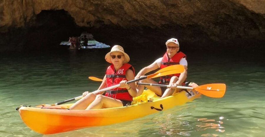Kayak tour Albufeira. - Paddling along Albufeira’s cliffs