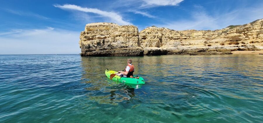 Kayak tour Albufeira. - Entering sea caves and viewing rock formations