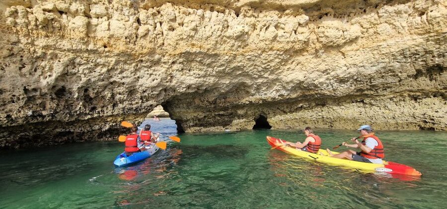 Kayak tour Albufeira. - The secluded beach stop breaks up the paddling