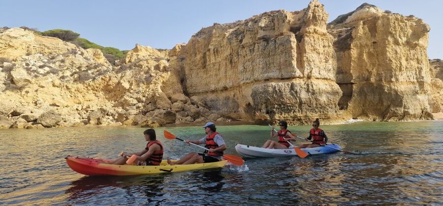 Kayak tour Albufeira. - What the guide experience feels like