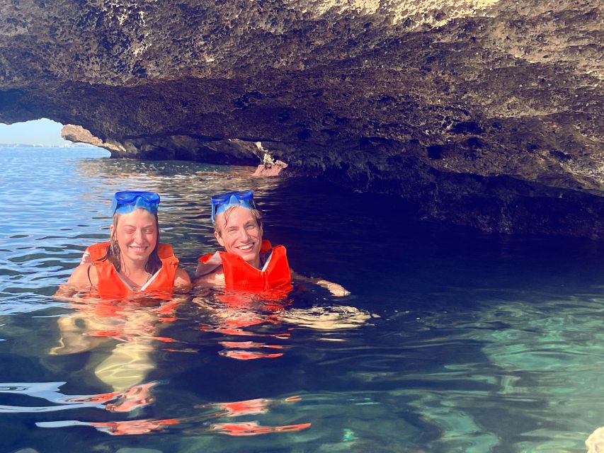 Kayak Tour Bay of Palma - Safety, support, and the guide’s role