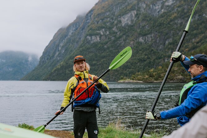 Kayak Tour with Waterfall Views in Geiranger - Key Points Before You Book