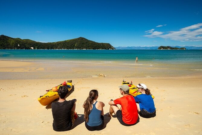 Kayak & Walk - Lunch at Observation Beach