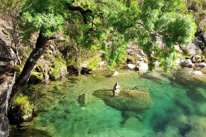 Kayaking and Waterfall in Peneda-Gerês National Park from Porto - The short walk to a hidden waterfall