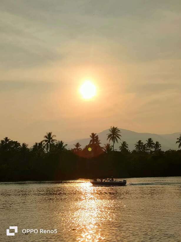 Kayaking tour around green cathedral - Swimming, fruit, and a Kampot sunset