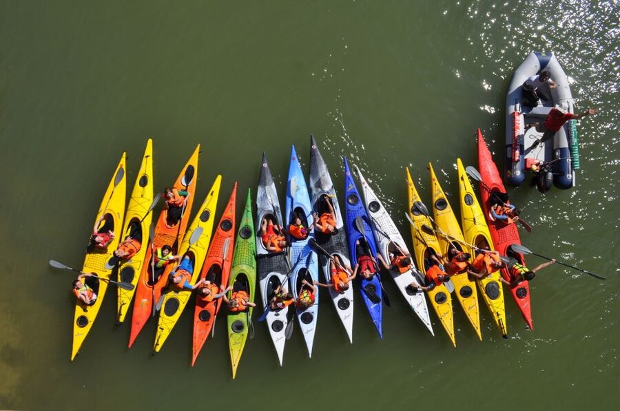 KayakTour or Rental+Premium Gear+QuickIntroCourse+Help - Low-dock boarding without the usual struggle