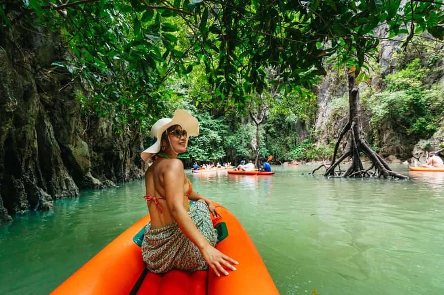 Khao Lak: Twilight Sea Canoe and Glowing Plankton Tour - Who should book this tour?