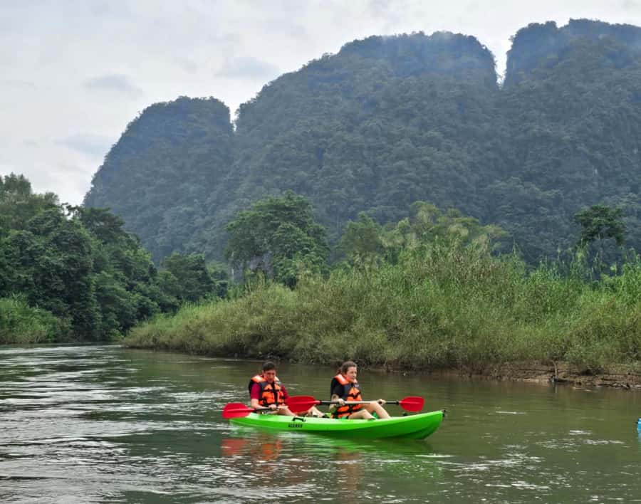 Khao Sok Park: Jungle Kayak Adventure & Wildlife Tour - Swimming, coffee, and the pause on the river