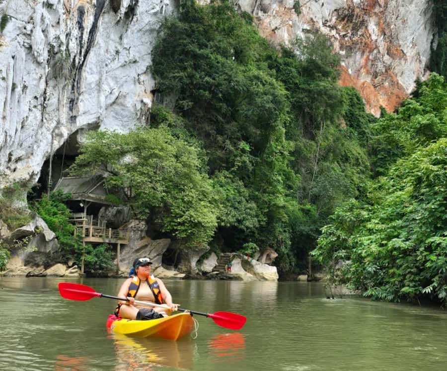 Khao Sok Park: Jungle Kayak Adventure & Wildlife Tour - The 20-minute ride from Khlong Sok