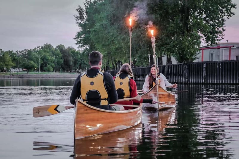 Klaipeda: Evening Guided Tour by Wooden Canoe - Why a night paddle works so well in Klaipeda