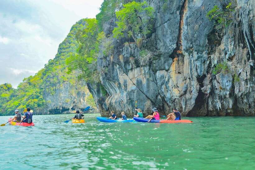 Ko Lanta: Full-Day Mangrove and Sea Cave Kayaking Experience - Thung Yee Pheng: a gentle start in the mangroves
