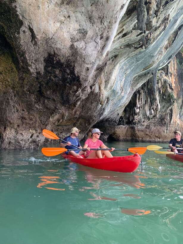 Ko Lanta: Half-Day Kayaking, Talabeng, Sea Cave & Mangrove - The guides make a real difference