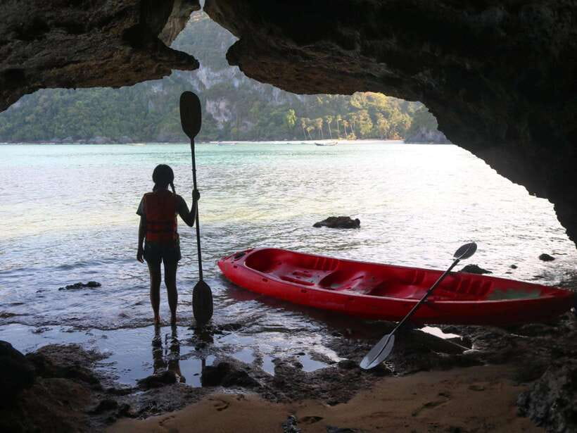 Ko Lanta: Kayak and Long-Tail Boat Nature and Wildlife Tour - Starting at Thung Yee Pheng Pier
