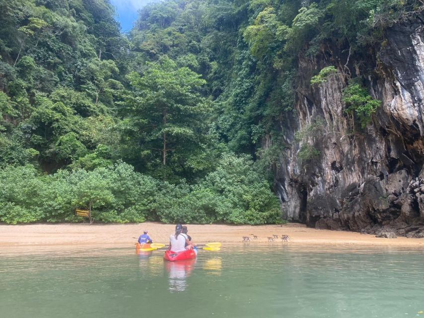 Ko Lanta: Mangrove Kayaking, Ko Talabeng, & Skull Island - The hidden sea cave
