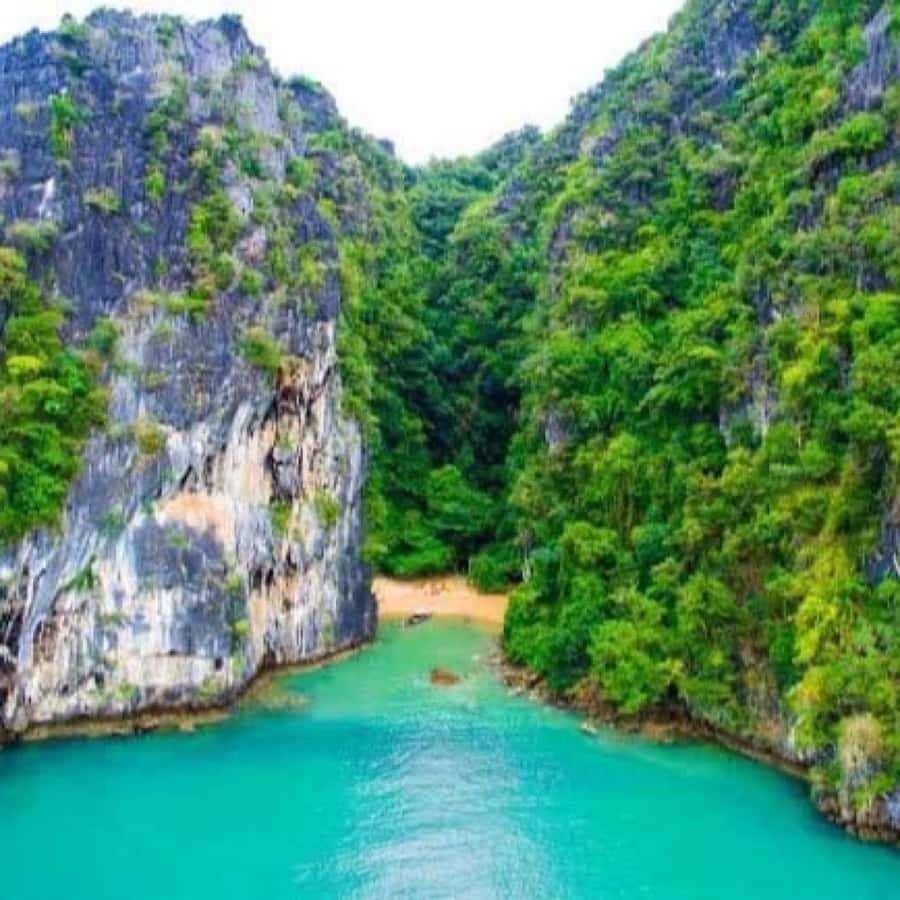 Ko Lanta: Sea Cave Kayaking Adventure Mangrove with Lunch - What to pack for the water and caves