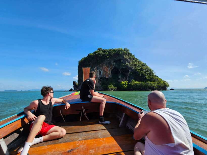 Koh Lanta: Kayaking and Longtail Boat Tour (Half day) - Kayaking around Koh Talabeng
