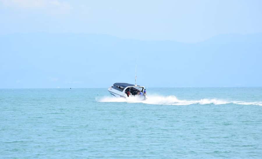 Koh Phangan: Angthong Emerald Waters & Kayaking by Speedboat - Kayaking around Ko Mae Ko