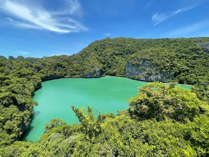 Koh Samui: Angthong Marine Park Speedboat Tour with Kayaking - Koh Sam Sao and the Stonebridge formation