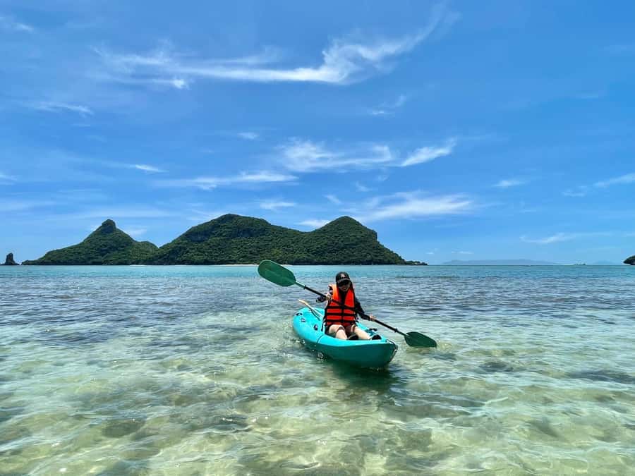 Koh Samui: Angthong Marine Park Speedboat Tour with Kayaking - Who will enjoy this trip most