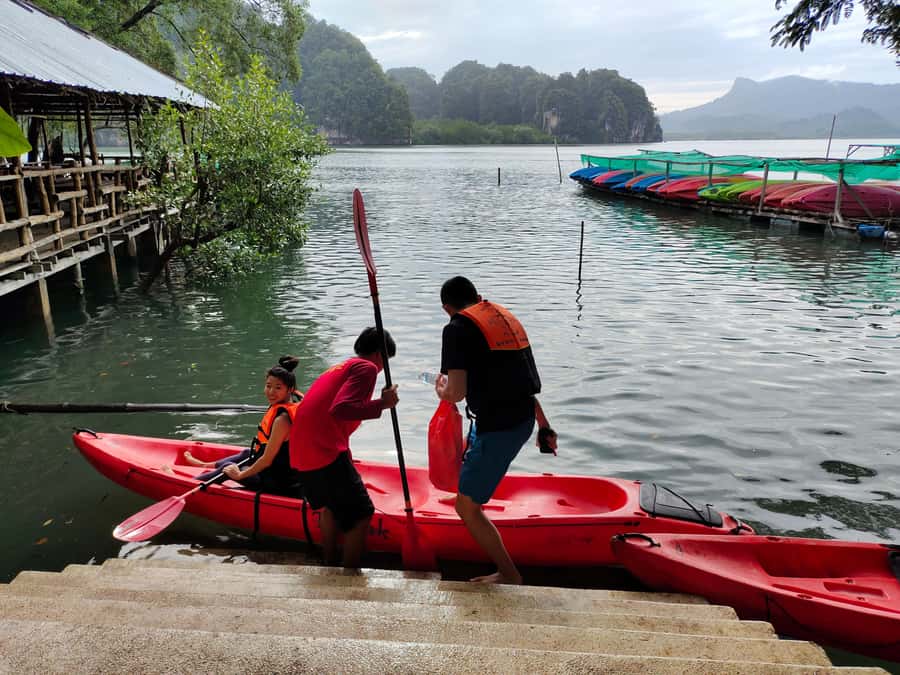 Krabi: Early bird kayak through Ao Thalane on private guide - Setting out across Ao Thalane