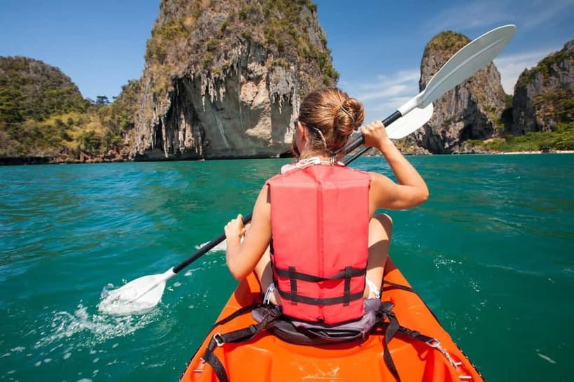 Krabi: Hong Island Longtail Boat & Kayak Tour w Buffet Lunch - Arriving at Koh Hong and getting on the kayak