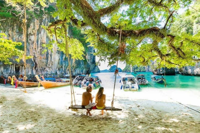 Krabi: Hong Island with Kayaking by speedboat - Hong Lagoon, Krabi’s dramatic first scene