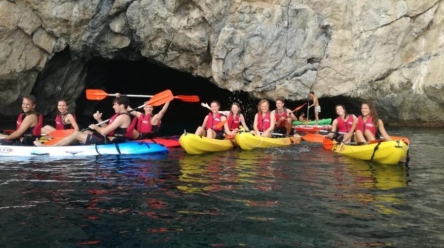 La Herradura: Kayak Tour in Cerro Gordo Natural Park - Setting out from La Herradura Beach