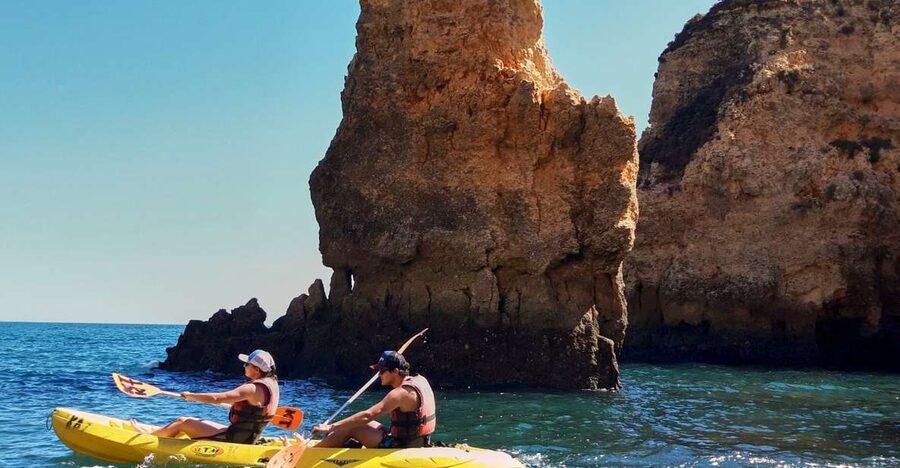 Lagos: Guided Kayak Tour - Setting out from Praia da Batata
