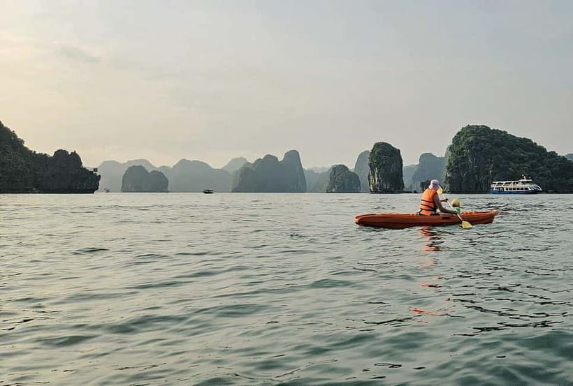 Lan Ha Bay: Sunset & Plankton Bioluminescent Night Kayaking - From Cat Ba town to Beo Pier