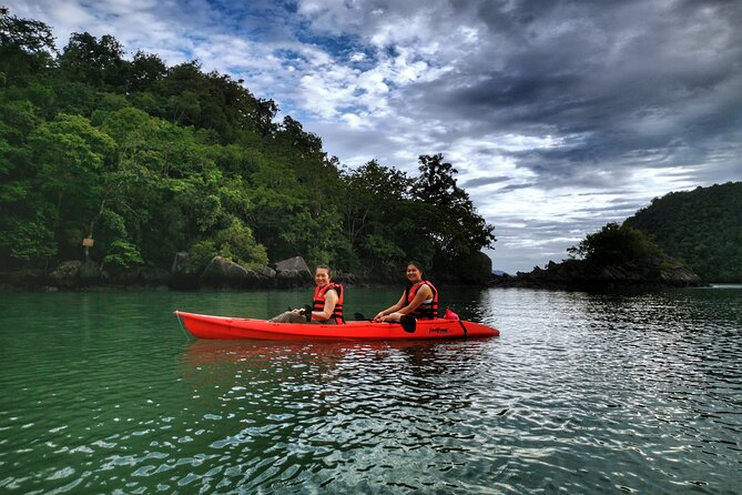Langkawi Sunset Kayaking Adventure with nature guide - The guide makes the difference