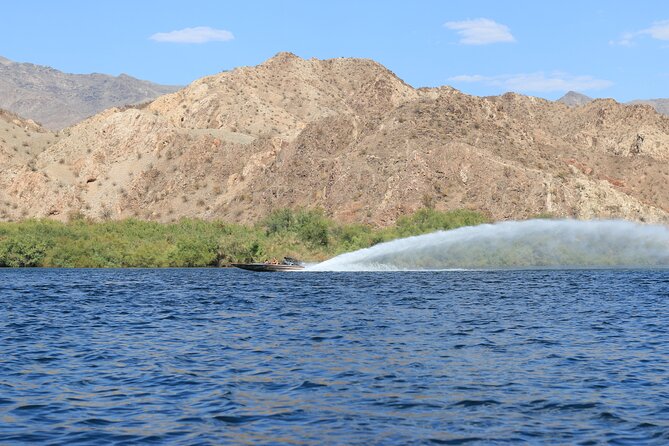 Las Vegas: Guided Kayak Tour from Willow Beach to Emerald Cave - Emerald Cave and the green glow