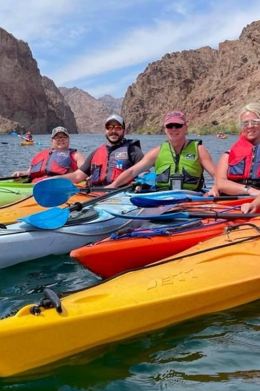 Las Vegas: Kayak Rental without Transportation - Why leave Las Vegas for Willow Beach?