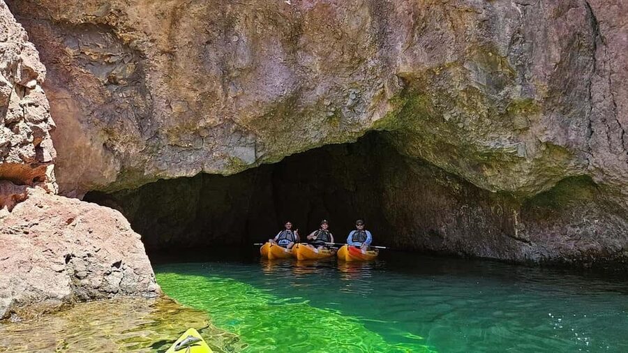 Las Vegas/Willow Beach: Guided Kayak Tour to Emerald Cave - Starting at Willow Beach Marina