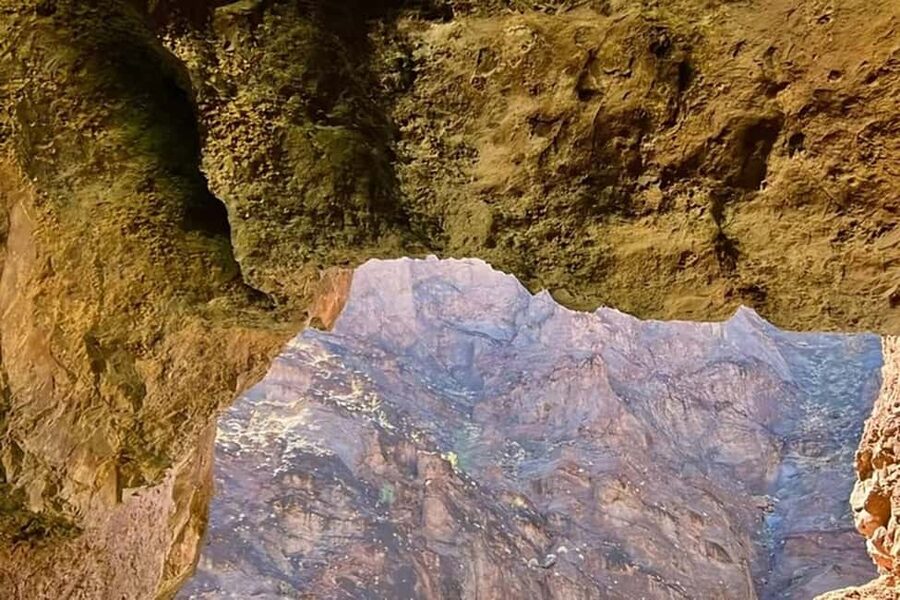 Las Vegas/Willow Beach: Guided Kayak Tour to Emerald Cave - Should you book the Emerald Cave kayak tour?