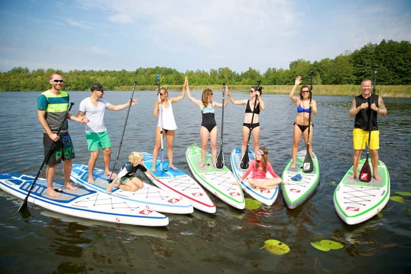 Leipzig: Cospudener Lake Stand-Up Paddleboard Course - The first few minutes: meeting the guide and getting ready