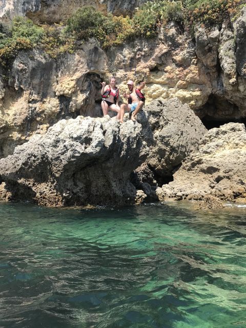 Lisbon: Full-Day Arrabida Kayak Tour with Picnic - The guides and the small-group feel