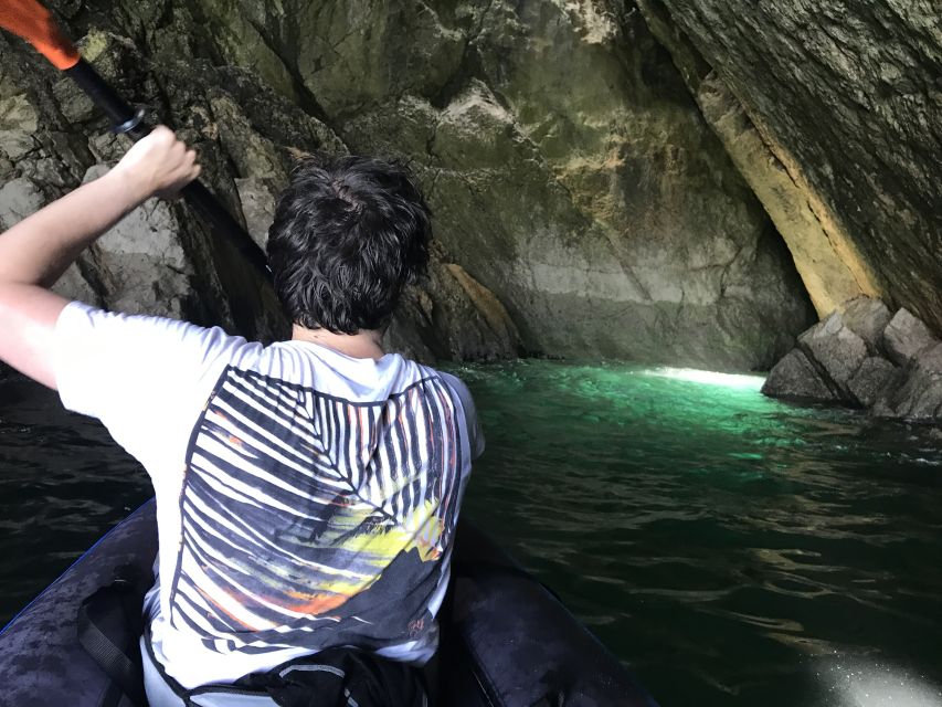 Lisbon: Full-Day Sesimbra Kayak Tour with Picnic - The Cliffs, Caves, and Boca de Tamboril