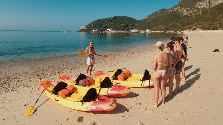 Lisbon: Kayak Snorkeling & Beach Lounge/Pick-Up Available - Practical details that affect your choice