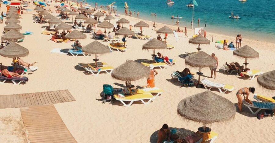 Lisbon: Kayak Snorkeling & Beach Lounge/Pick-Up Available - Kayaking along the coast and toward a wild beach
