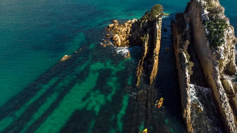 Lisbon: Kayak Tour Arrábida Natural Park, Setubal, Sesimbra - Caves, Secret Beaches, and the Arrábida Coast
