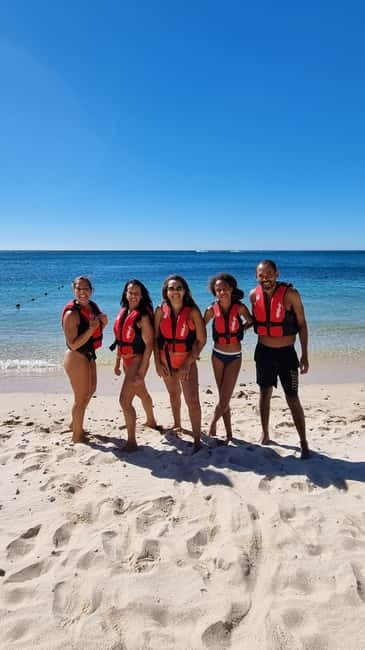 Lisbon: Kayaking & Snorkeling Tour with photos included - Secluded beaches and time for a swim